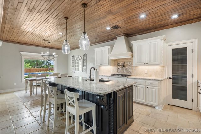 2509 E Northampton Street, Broken Arrow, OK 74014