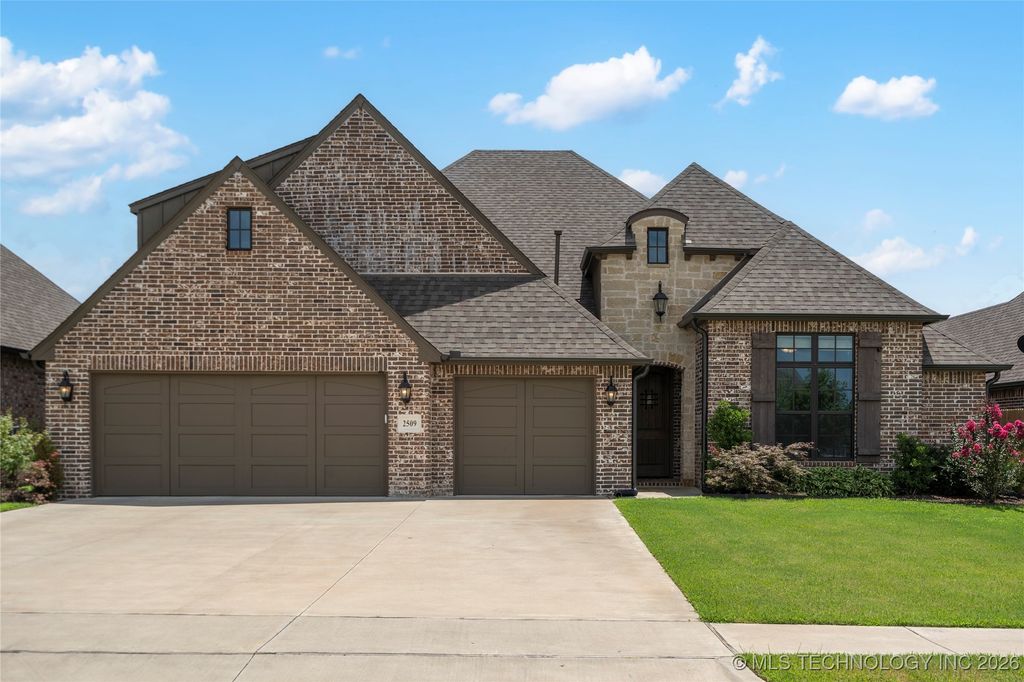 2509 E Northampton Street, Broken Arrow, OK 74014