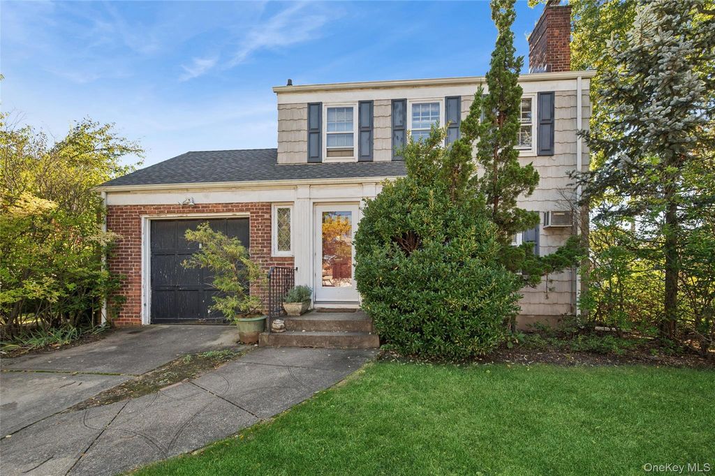 1569 Hewlett Avenue, Hewlett, NY 11557 — exterior