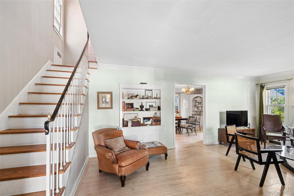 1569 Hewlett Avenue, Hewlett, NY 11557 — photo 3