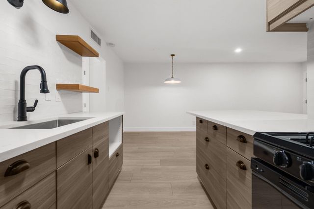 505 W 7th ST 307, Austin, TX 78701