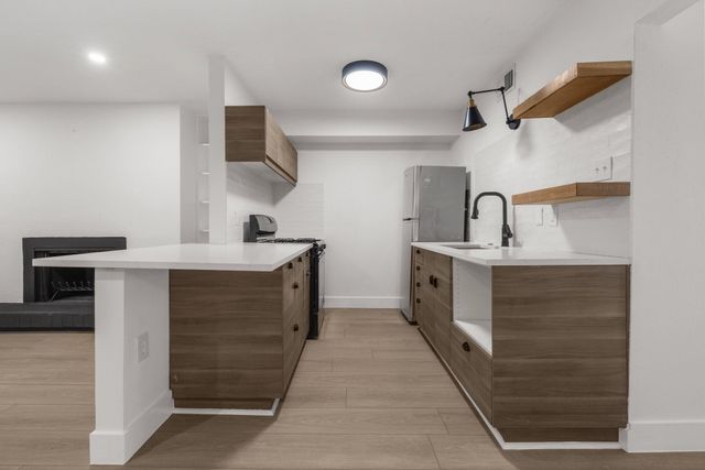 505 W 7th ST 307, Austin, TX 78701