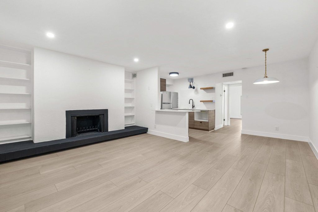 505 W 7th ST 307, Austin, TX 78701