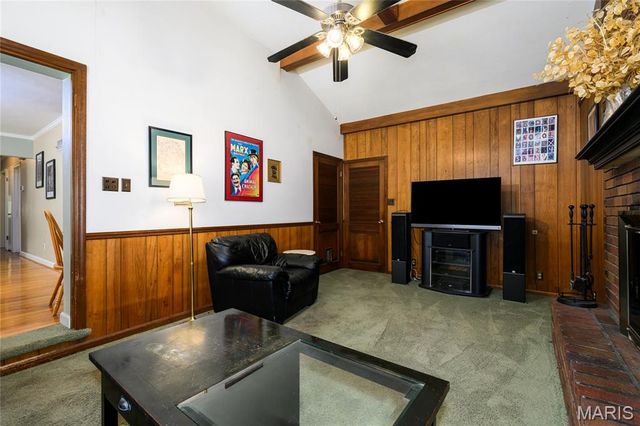 9903 Kenyon Court, St Louis, MO 63119
