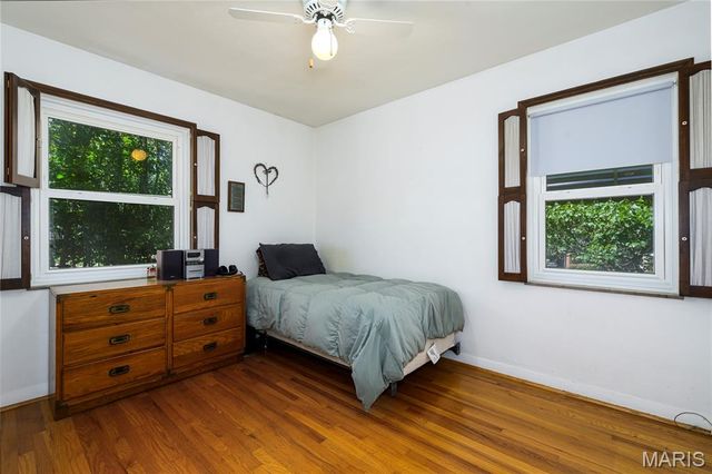 9903 Kenyon Court, St Louis, MO 63119