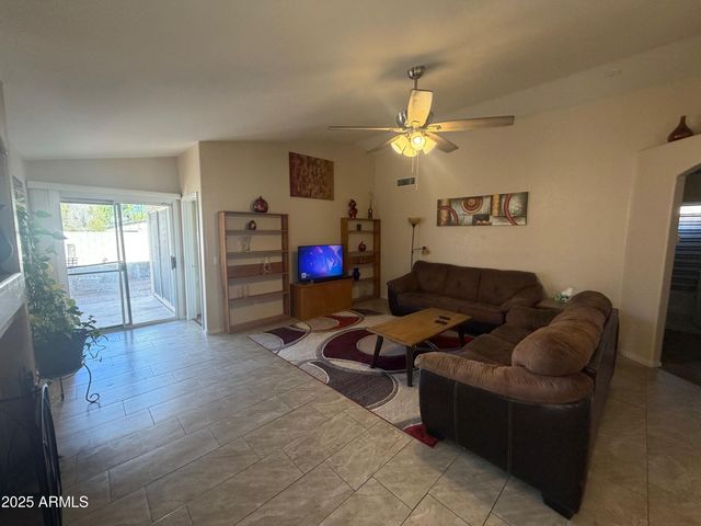 112 W SMOKE TREE Road, Gilbert, AZ 85233