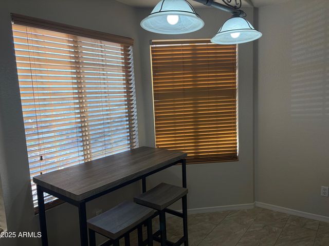 112 W SMOKE TREE Road, Gilbert, AZ 85233