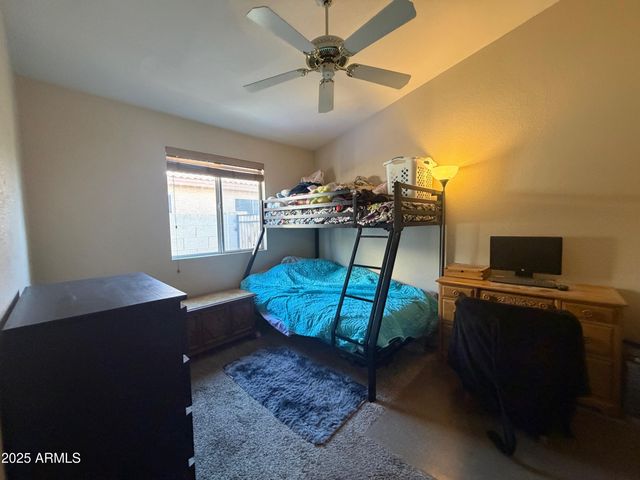 112 W SMOKE TREE Road, Gilbert, AZ 85233