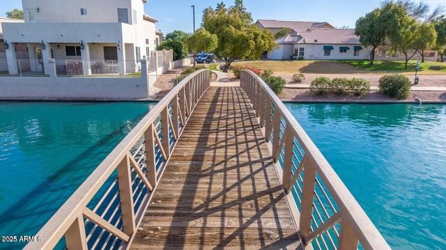 112 W SMOKE TREE Road, Gilbert, AZ 85233