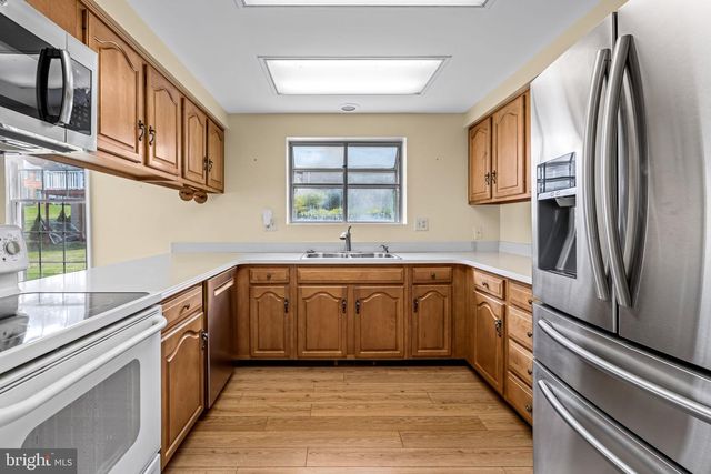 4 HUNTRESS CT, Lutherville Timonium, MD 21093