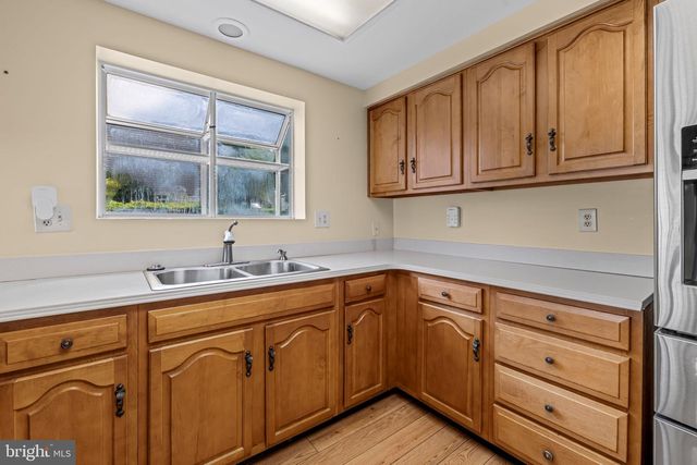 4 HUNTRESS CT, Lutherville Timonium, MD 21093