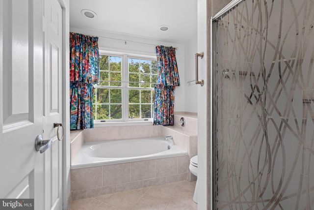 4 HUNTRESS CT, Lutherville Timonium, MD 21093