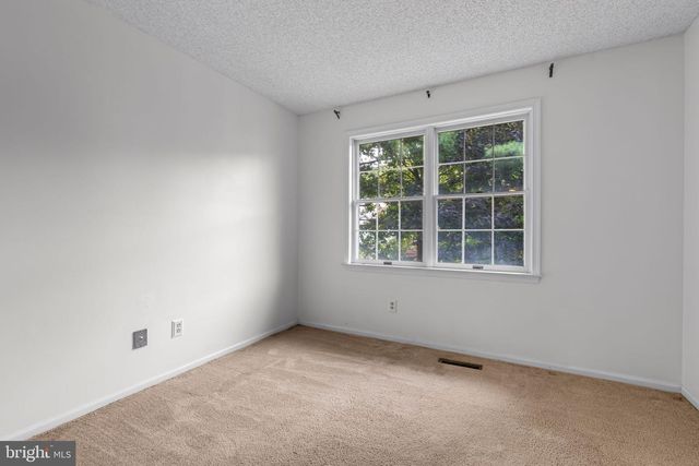 4 HUNTRESS CT, Lutherville Timonium, MD 21093