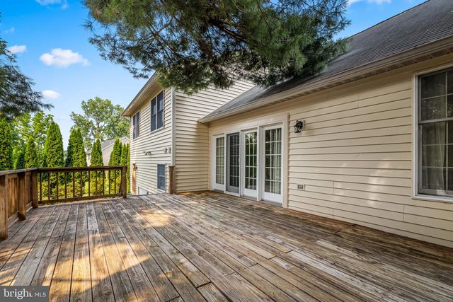 4 HUNTRESS CT, Lutherville Timonium, MD 21093