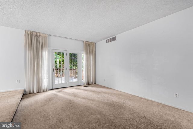 4 HUNTRESS CT, Lutherville Timonium, MD 21093