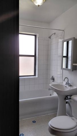 4810 W Armitage Avenue 2F, Chicago, IL 60639