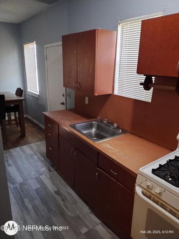 1339 MOUNT HERMAN Street, Jacksonville, FL 32209