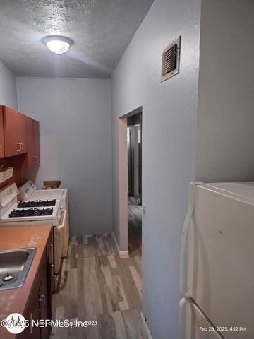 1339 MOUNT HERMAN Street, Jacksonville, FL 32209