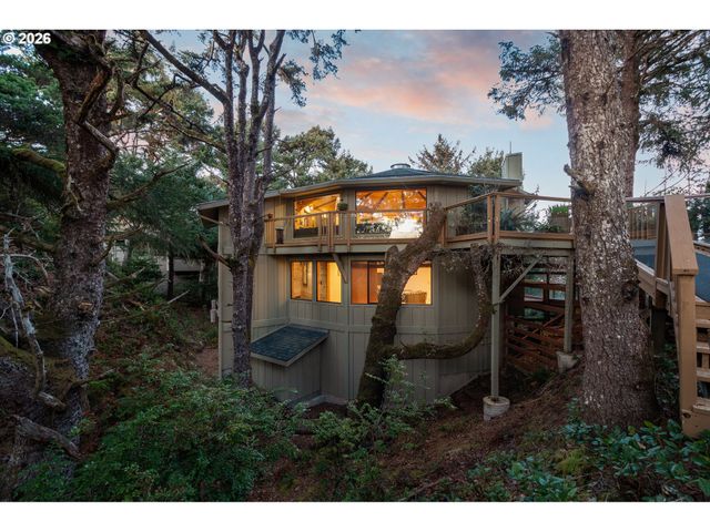 27 DUNE POINT Ln, Gleneden Beach, OR 97388