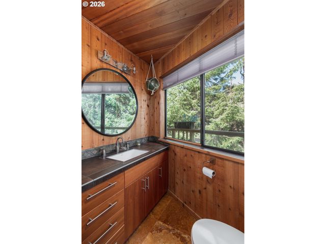 27 DUNE POINT Ln, Gleneden Beach, OR 97388