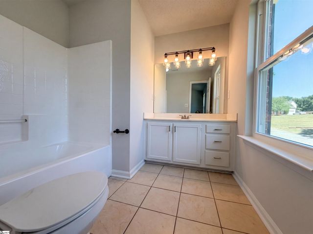 6 Pinellas Court, Simpsonville, SC 29680