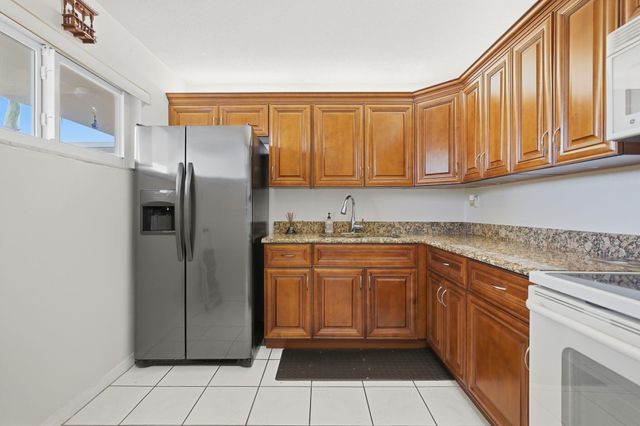 2606 Garden Drive S, Lake Worth Beach, FL 33461