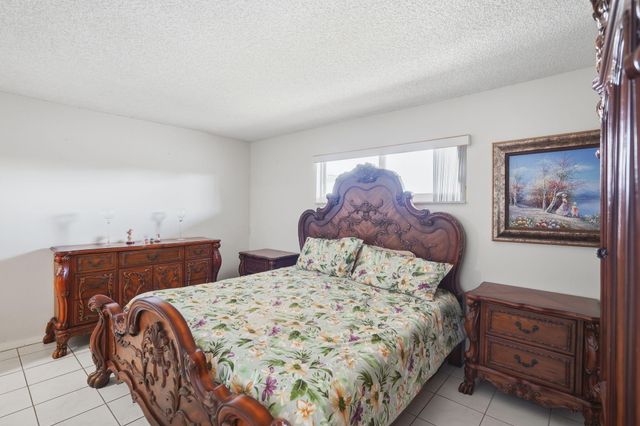 2606 Garden Drive S, Lake Worth Beach, FL 33461