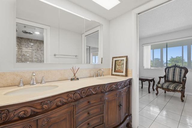 2606 Garden Drive S, Lake Worth Beach, FL 33461