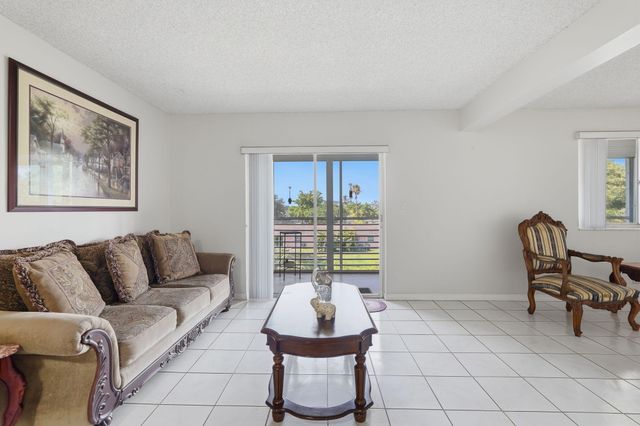 2606 Garden Drive S, Lake Worth Beach, FL 33461