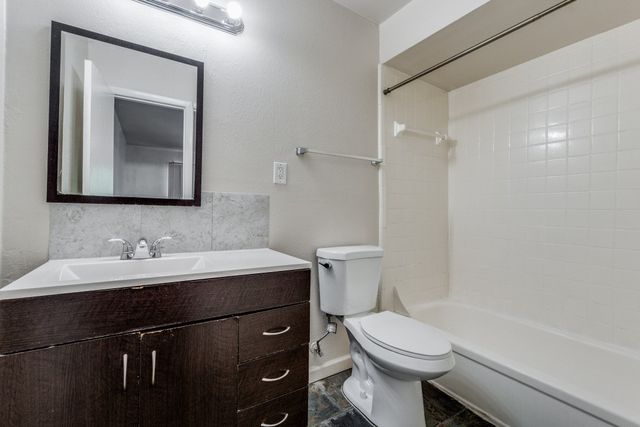 4301 Hartford Street 118, Dallas, TX 75219