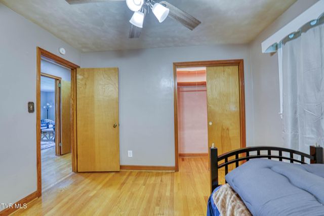 1503 West Lakeview Drive, Johnson City, TN 37601