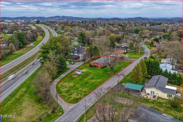 1503 West Lakeview Drive, Johnson City, TN 37601