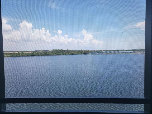 1075 NE Miami Gardens Dr 706, Miami, FL 33179