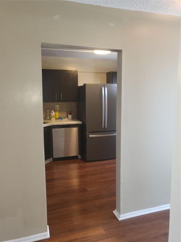 1075 NE Miami Gardens Dr 706, Miami, FL 33179
