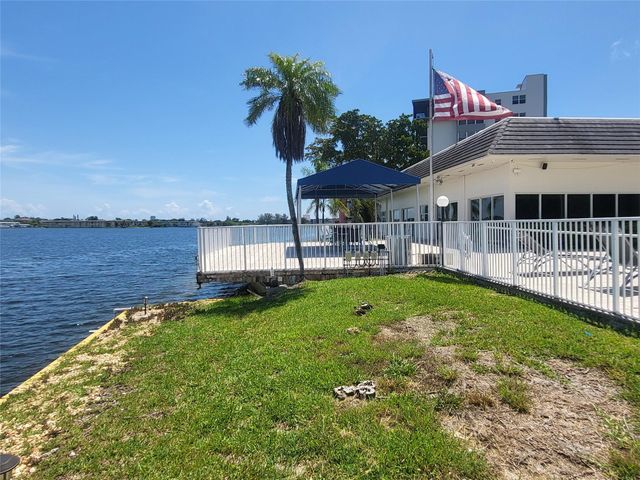 1075 NE Miami Gardens Dr 706, Miami, FL 33179