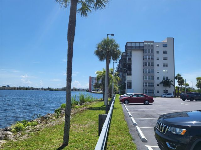 1075 NE Miami Gardens Dr 706, Miami, FL 33179