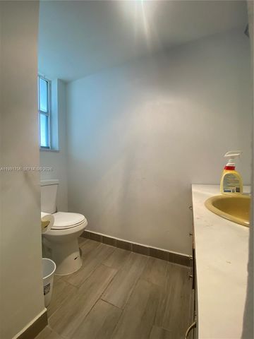 443 NE 195th St 436, Miami, FL 33179