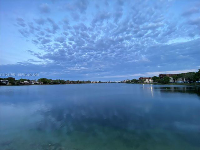 443 NE 195th St 436, Miami, FL 33179