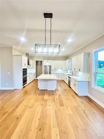 5618 Livesage Drive, Atlanta, GA 30349