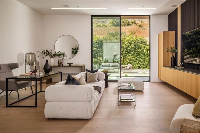 29623 Cuthbert Rd, Malibu, CA 90265