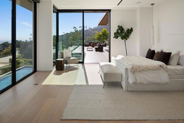 29623 Cuthbert Rd, Malibu, CA 90265