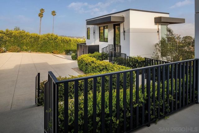 29623 Cuthbert Rd, Malibu, CA 90265