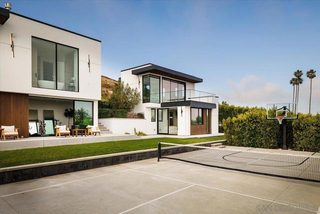 29623 Cuthbert Rd, Malibu, CA 90265