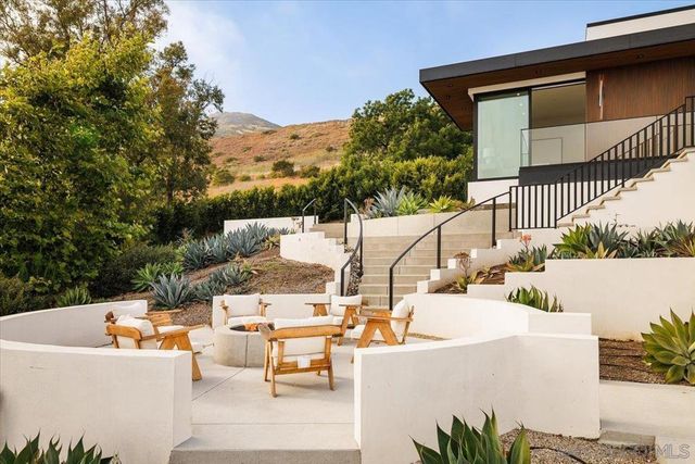 29623 Cuthbert Rd, Malibu, CA 90265
