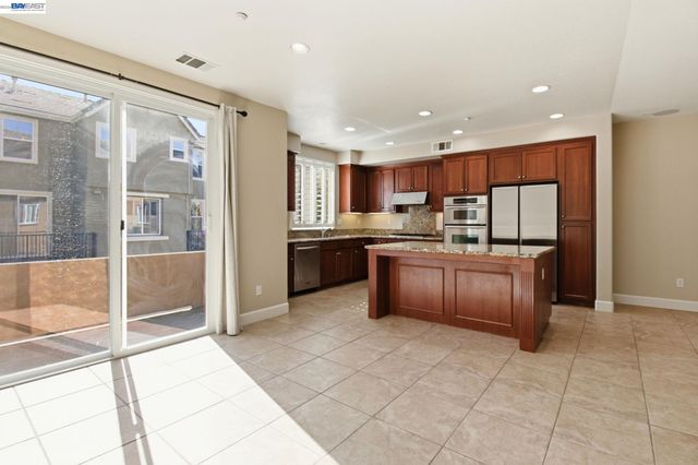6053 Dalton Way, San Ramon, CA 94582