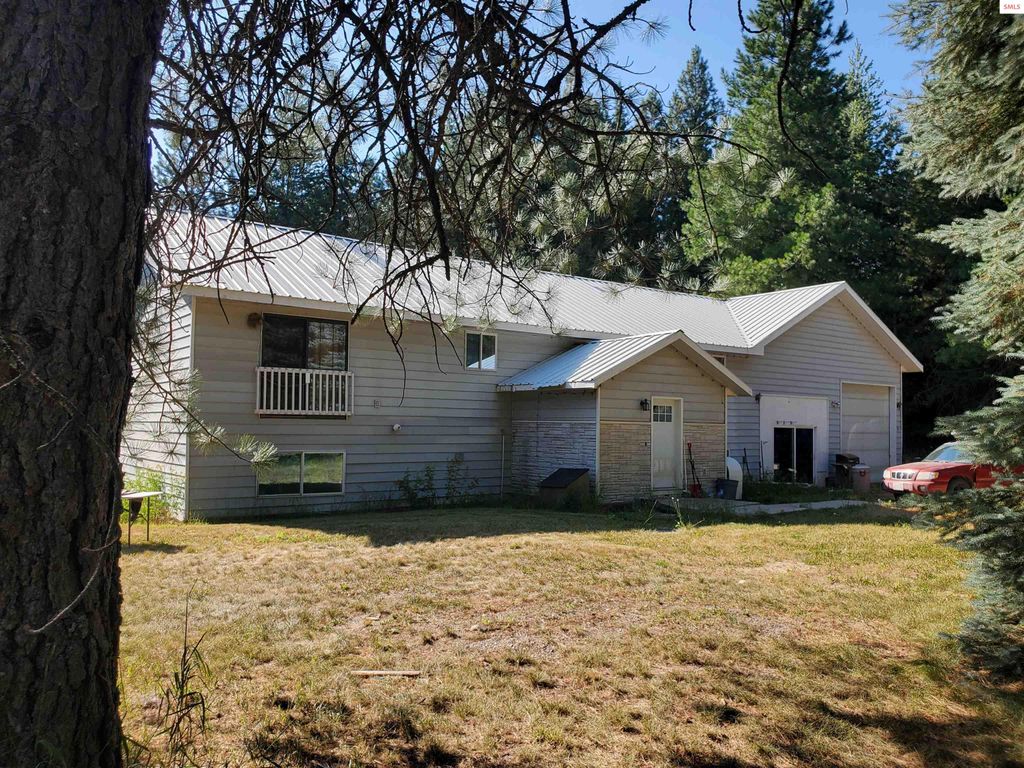 478338 Highway 95 N, Ponderay, ID 83852