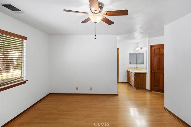 13035 Norfolk, Victorville, CA 92395