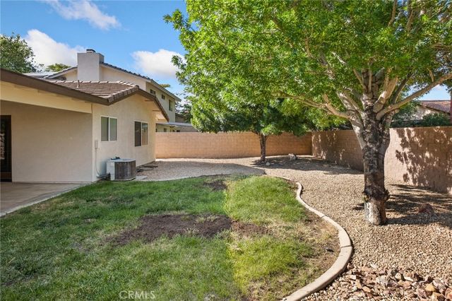 13035 Norfolk, Victorville, CA 92395