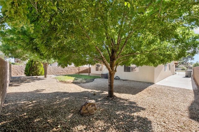 13035 Norfolk, Victorville, CA 92395