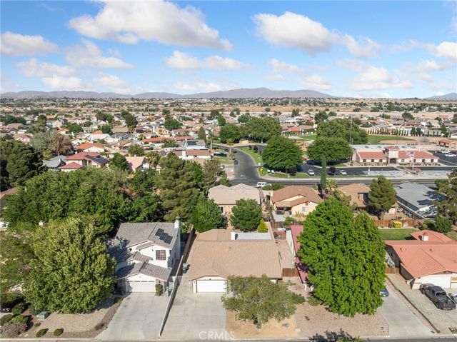 13035 Norfolk, Victorville, CA 92395